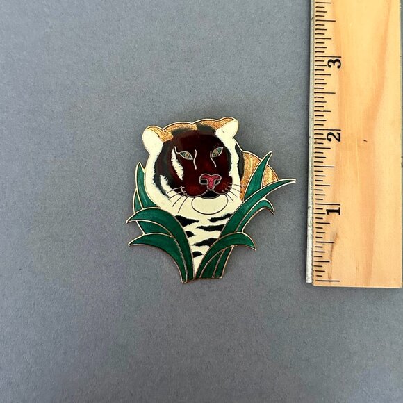 Vintage Enamel Tiger Brooch - Picture 2 of 5